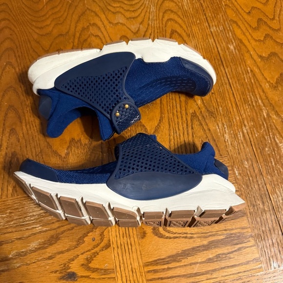 Nike Sock Dart Sneaker in Coastal Blue Obsidian Women's Sz 9 848475-400 Casual - Picture 10 of 16